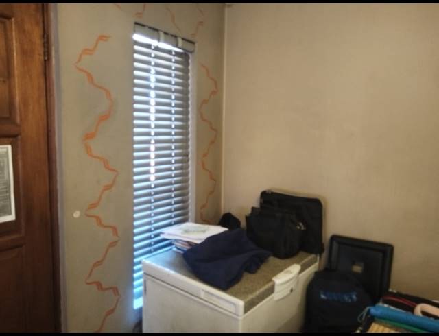 2 BEDROOM TOWNHOUSE FOR SALE IN CASTLEVIEW